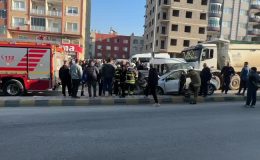 Hatay’da freni arızalanan kamyonun 5 araca çarptığı kazada 3 kişi yaralandı