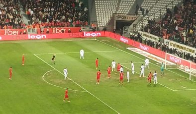 Birbirlerini üzmediler: 1-1
