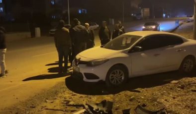 İki otomobilin çarpıştığı kazada 5 kişi yaralandı