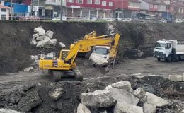 Kastamonu’da istinat duvarı çöktü, işçiler son anda kurtuldu