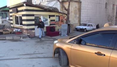 Kadın taksici, Yozgat’ta direksiyon sallayarak geçimini sağlıyor