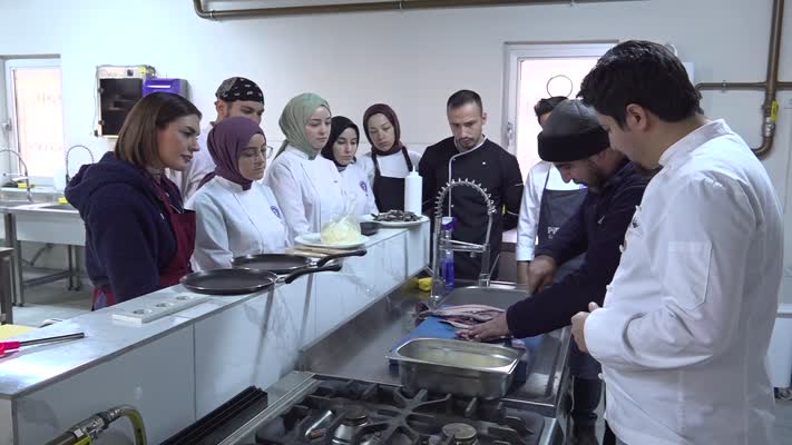 Kahramanmaraş’ta öğrencilere balık işleme eğitimi