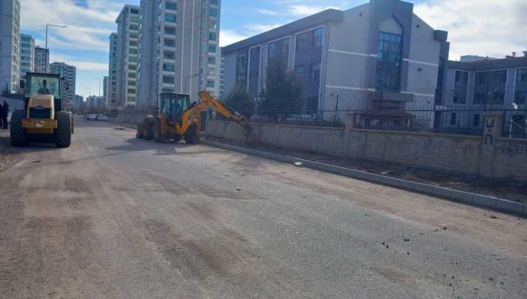 Kayapınar Belediyesinden kaldırım çalışması