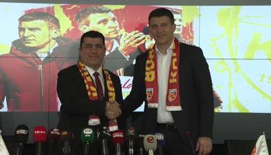 Kayserispor’da Jakirovic dönemi: “Her şeye yeniden başlıyoruz”