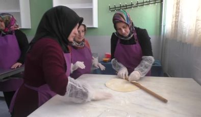 Bitlisli kadınlar kooperatif kurdu, yöresel lezzetleri pazarlıyor
