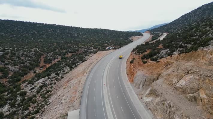 Korkuteli-Elmalı yolu yarın hizmete açılacak
