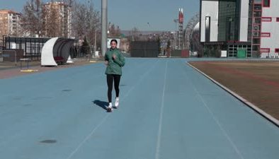 Madalya avcısı Aleyna, Avrupa’da tarih yazmaya hazırlanıyor