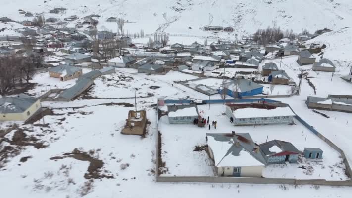 Van’da 700 yıllık at heykeli, köylüler gözleri gibi bakıyorlar