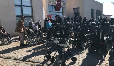 Mardin’de 49 engelli birey tekerlekli sandalye ile buluştu