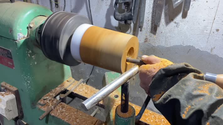 Market sahibinin hobisi ahşap atölyesinde üretime dönüştü