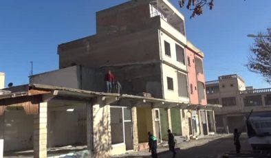 Midyat Estel Çarşısı’nda dönüşüm: Yıkım çalışmaları tamamlanıyor
