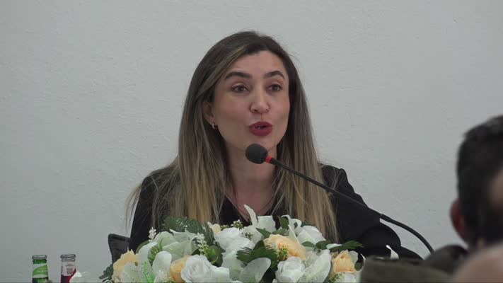 Muş’ta cemevi ve Alevi derneklerinin yetkilileriyle toplantı yapıldı