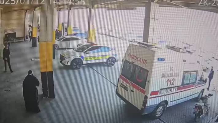 Şanlıurfa’da polisten hayat kurtaran Heimlich manevrası