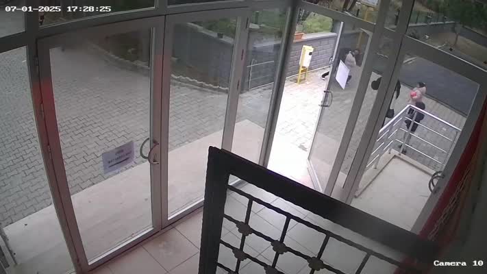 Heimlich manevrası minik öğrenciyi hayata döndürdü