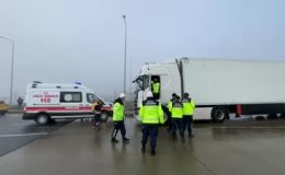 Niğde’de yolcu otobüsü tıra çarptı: 8 yaralı