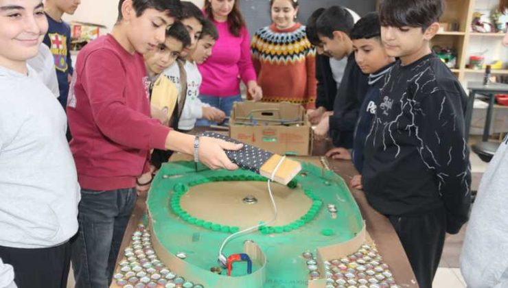 Diyarbakır’da öğrencilerden atık malzemelerle çevreci oyun turnuvası