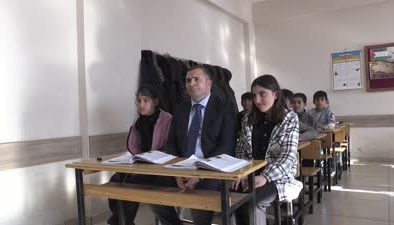 Eğitim neferlerinden başarı: Van’da iki öğrenci yeniden okulla buluştu