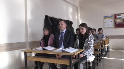 Eğitim neferlerinden başarı: Van’da iki öğrenci yeniden okulla buluştu