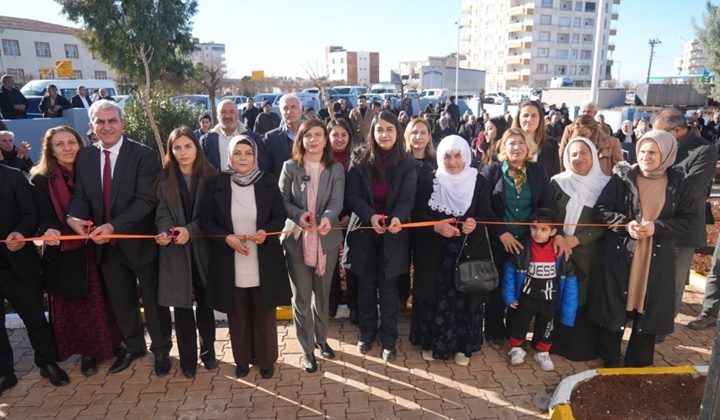 Serra Bucak, Hilvan’da Çorba Evi’nin açılışına katıldı