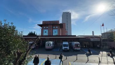 Şarkıcı Edip Akbayram iç kanama şüphesiyle yoğun bakımda