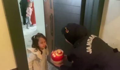 Şehit kızı Asya Mina’ya jandarmadan doğum günü sürprizi