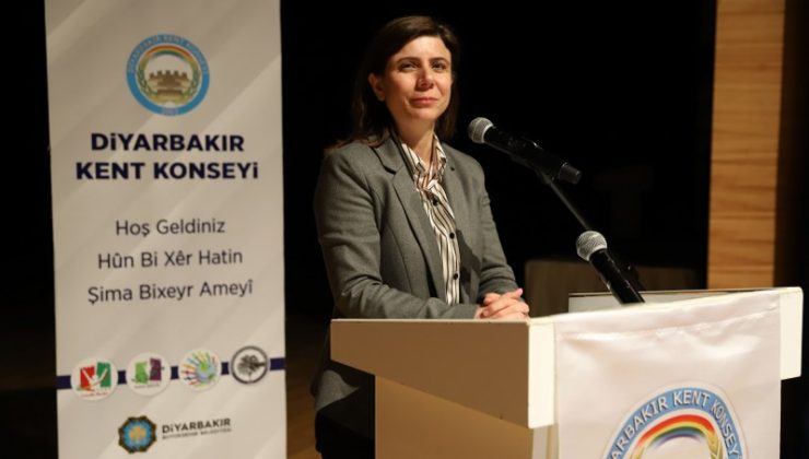 Serra Bucak: “Kent için mola vermeden çalışacağız”