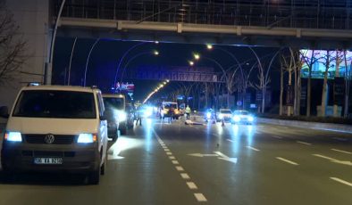 Tartışma sonrası otomobilden atlayan genç kız hayatını kaybetti