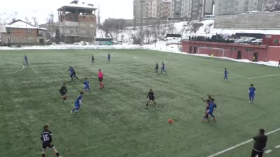 TFF Kadınlar 1. Ligi’nde Yüksekova Spor, Kocaeli’yi 8-0 yenerek serisini sürdürdü