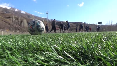 TFF Kadınlar 1. Ligi’nde Namağlup Yüksekova Spor, şampiyonluğa göz kırpıyor