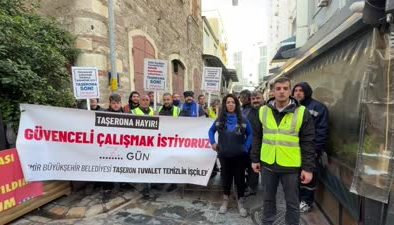 Taşeron firma işçilerinden İzmir Büyükşehir Belediyesi önünde eylem