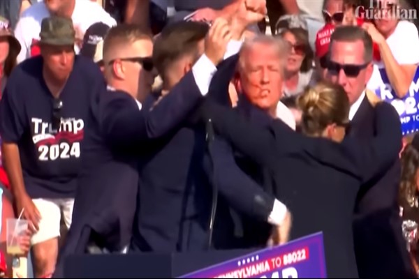 Trump, suikast girişiminde onu koruyan ajanı Gizli Servis’in başına getirdi