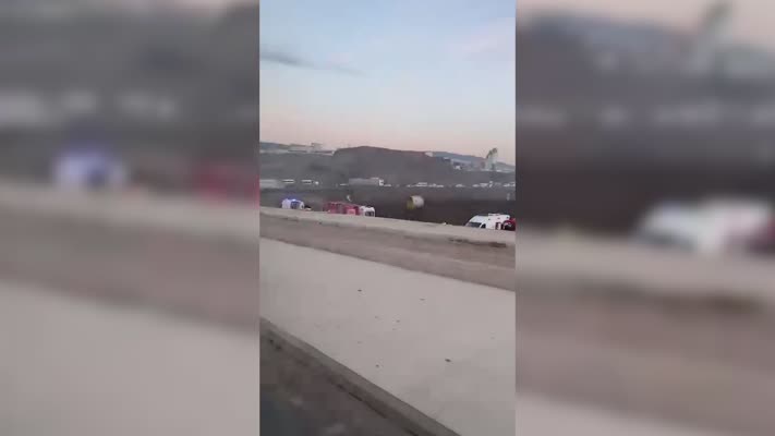 Tuzla’da servis minibüsü devrildi: 16 yaralı