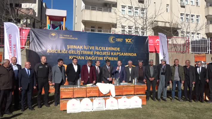 Üreticilere yüzde 70 hibe ile 4 bin 600 arı kovanı dağıtıldı