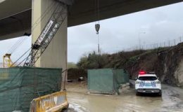 İş makinesi kovası genç işçinin canını aldı