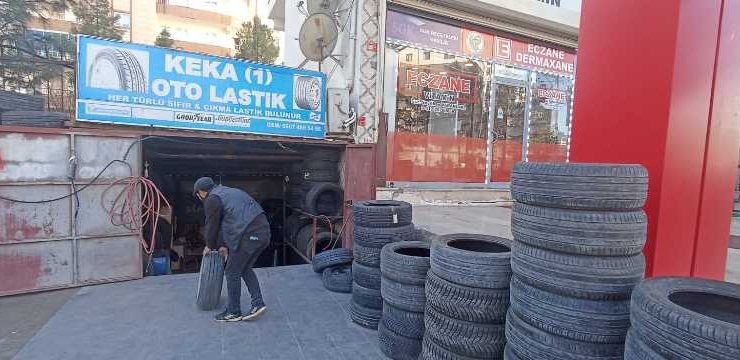 Vatandaş sıfır değil, çıkma lastik almakta bile zorlanıyor