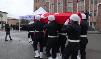 Vefat eden polis memuru için tören düzenlendi
