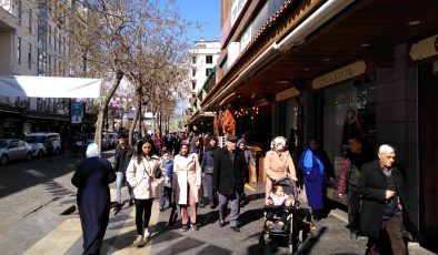 Sur’da 15 tatil yoğunluğu: Çarşıda Hareketlilik Arttı
