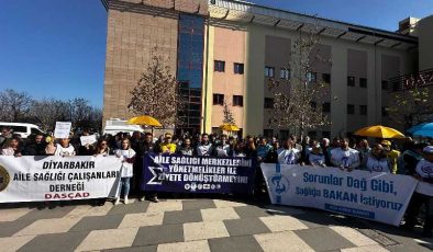 Diyarbakır’da sağlık çalışanları:Sesimizi duyan var mı?