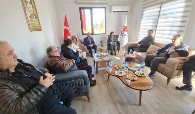 Eş Başkanlardan 10 Ocak Çalışan Gazeteciler Günü’nde anlamlı ziyaret