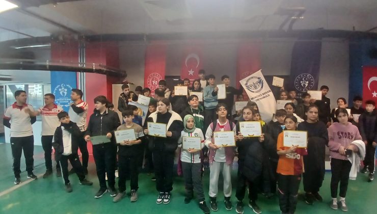 Diyarbakır’da Floor Curling Heyecanı: Genç Yetenekler Kıyasıya Yarıştı