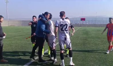 Samandağ Gençlerbirliği Spor’un dramatik sahadan çekilişi