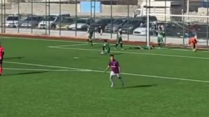 Yöresel üslubuyla gülümseten spiker, Eskil’de futbol maçlarına renk katıyor