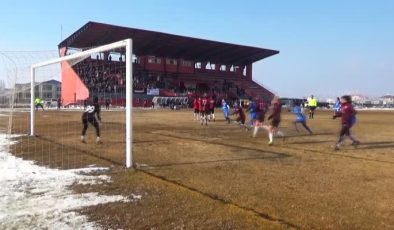 Kadınlar Ligi’nde, Yüksekova Spor grubunda şampiyon oldu