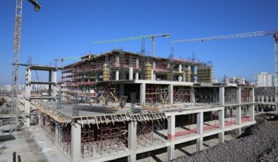 Diyarbakır Şehir Hastanesi, modern tıp teknolojisiyle bölgeye hizmet verecek