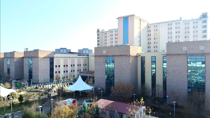 Gazi Yaşargil Hastanesi’nde Gece Poliklinikleri Hizmeti sürüyor