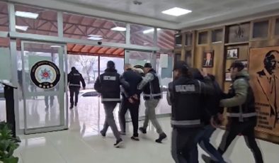 Kumar ve tefecilik operasyonunda 4 şüpheli yakalandı