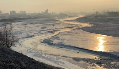 Ağrı’da dondurucu gece: Termometreler -17 dereceyi gördü