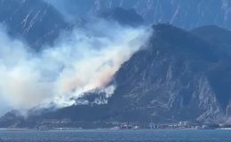 Antalya’da orman yangını: Ekipler müdahaleye devam ediyor