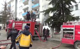 Tokat’ta apartman yangını: 3 kişi hastaneye kaldırıldı