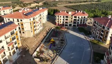 Hatay Arsuz’da 195 afetzede güvenli ve sıcak yuvalarına kavuştu